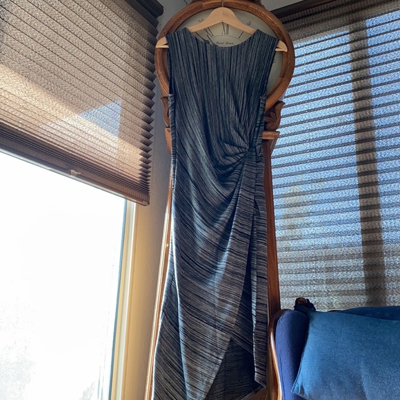 Gray/Black Asymmetrical Dress - Picture 2 of 5